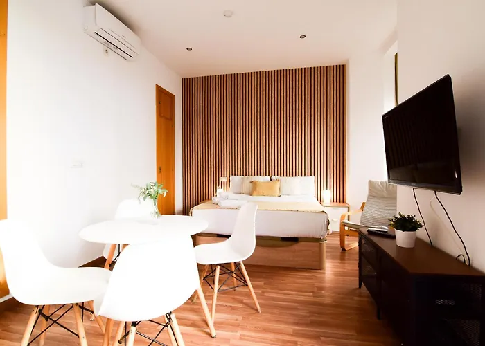 Letmalaga Carreteria Studio 82\'