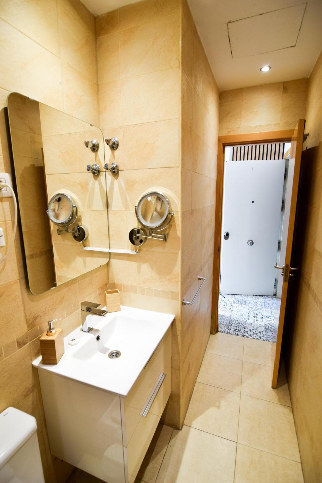 Letmalaga Carreteria 82' Appartement *